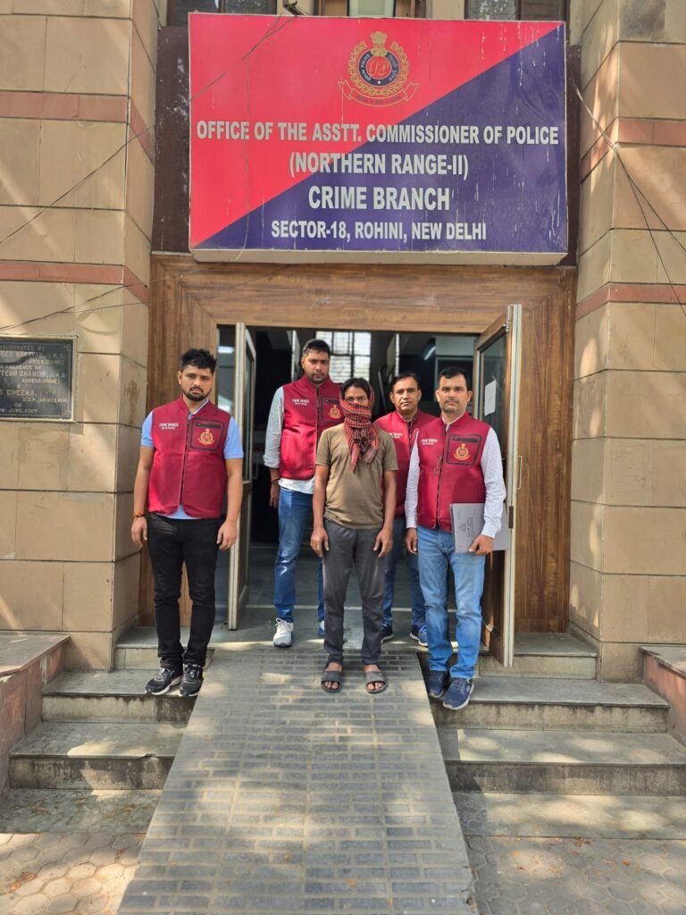 Delhi Crime: 13 वर्षों से फरार लुटेरा माफू उर्फ मर्फ़त दिल्ली पुलिस की गिरफ्त में, नांगली पूना गोदाम चोरी मामले में था घोषित अपराधी