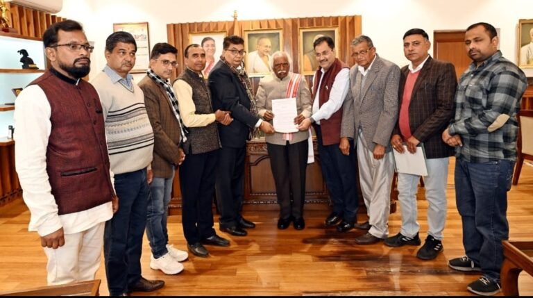Haryana: हरियाणा के पत्रकारों की समस्याओं के समाधान का भरोसा, राज्यपाल से वर्किंग जर्नलिस्ट ऑफ इंडिया ने की मुलाकात