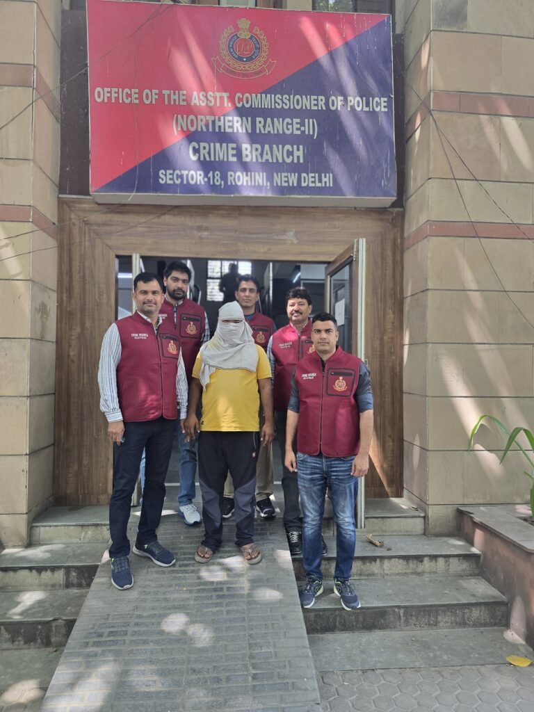 Delhi: दिल्ली क्राइम ब्रांच को बड़ी कामयाबी: बाराखंभा रोड सशस्त्र लूट मामले में 23 महीने से फरार आरोपी गिरफ्तार