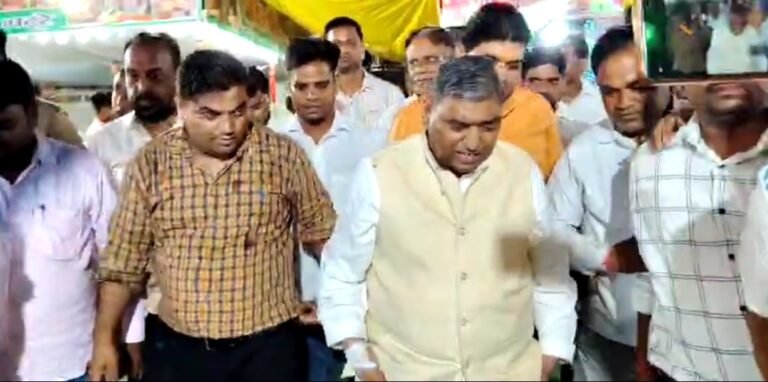 Fatehabad Mela 2025: फतेहाबाद में श्रीकृष्ण जन्माष्टमी मेले का विधिवत शुभारंभ, विधायक छोटेलाल वर्मा ने किया उद्घाटन
