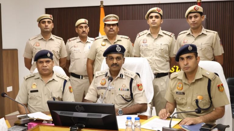 सेंट्रल जिला  पुलिस ने 30 लाख की मोबाइल चोरी का किया पर्दाफाश