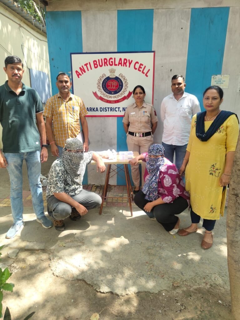 Dwarka Police Nabs Couple Behind Series of Jewellery Shop Thefts in Delhi