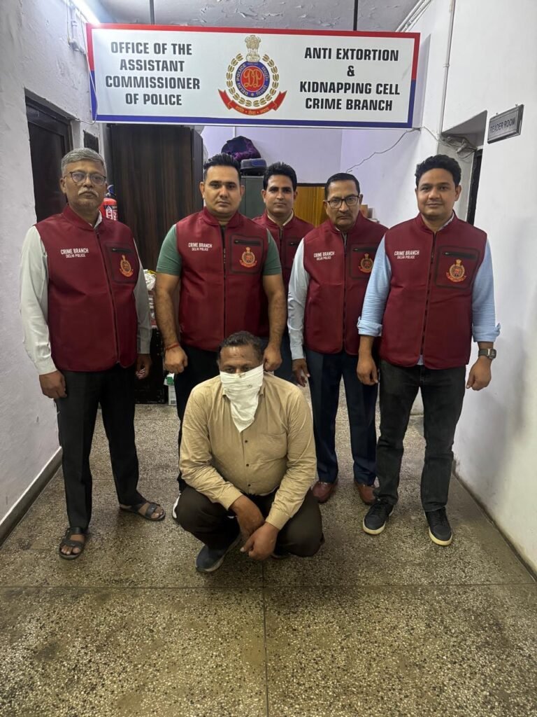 Crime Branch Busts Fake Engine Oil Factory in East Delhi — Mastermind Arrested, 4000 Litres Seized