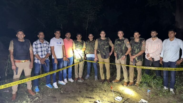 Encounter by Firozabad Police: Main Accused in ₹2 Crore Loot Case Shot After Firing on Police Team