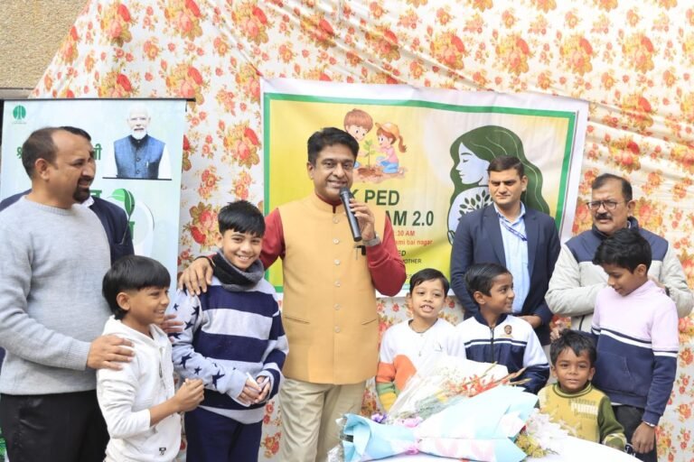 Ek Ped Maa Ke Naam: ‘एक पेड़ मां के नाम’ अभियान से हरित संदेश, कुलजीत सिंह चहल ने लक्ष्मीबाई नगर में किया विशेष वृक्षारोपण
