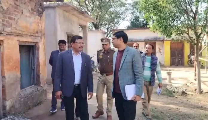 jalaun-dm-inspection-kadoura-block-annual-inspection